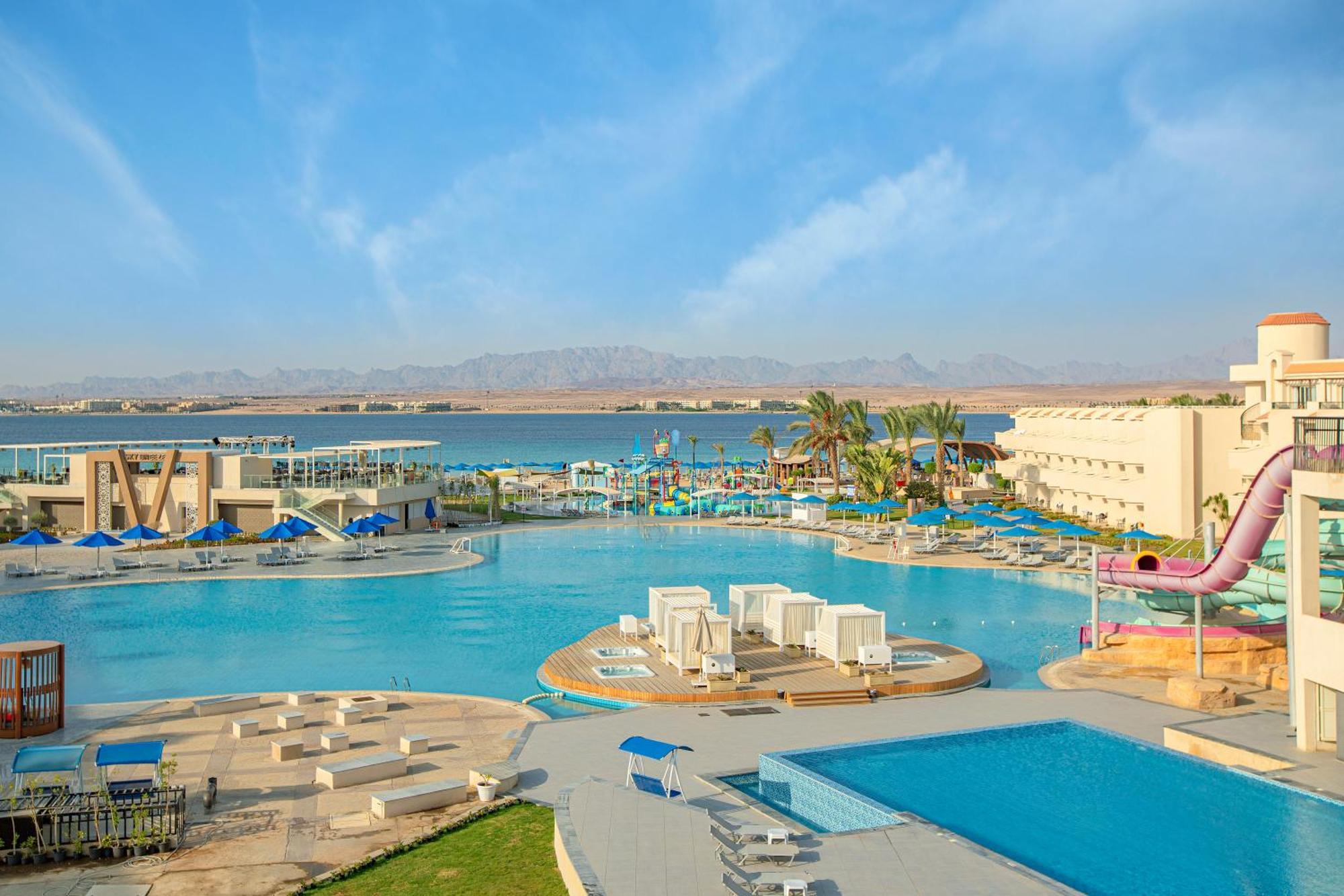 The V Luxury Resort Sahl Hasheesh Hurghada Exterior photo View of the resort